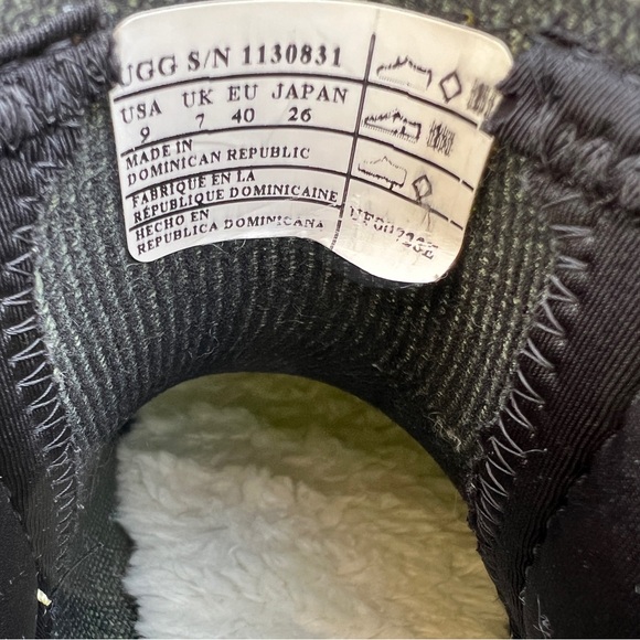 Ugg rain boots - Picture 4 of 5